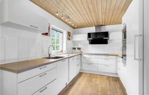 Gorgeous Home In Ulfborg With Sauna