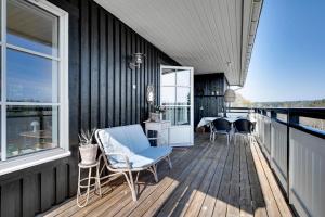 Stylish Two-Level Holiday Home With Stunning Views Near Ebeltoft