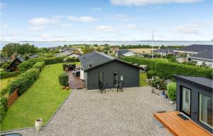 Beautiful Home In Faaborg With Jacuzzi