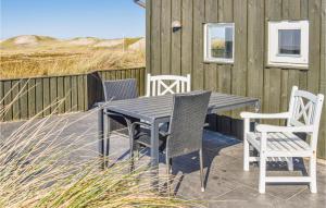 Four-Bedroom Holiday Home In Ringkobing