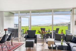 Beautiful Ground-Floor Holiday Apartment With Sea View Perfect For An Ebeltoft Coastal Stay