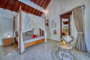 Peaceful 2bd Seminyak villa with Private Pool and Garden