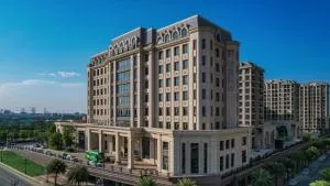 柏高酒店汕头高铁站店 - Chiwei