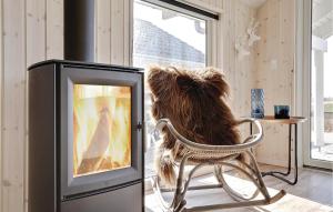 5 Bedroom Awesome Home In Bogense