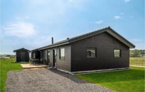 Amazing Home In Grenaa With Wifi