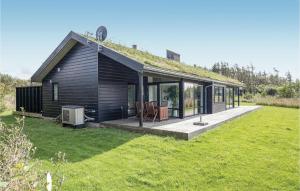 Beautiful Home In Blokhus With Kitchen