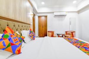 FabHotel Shambhu Kripa