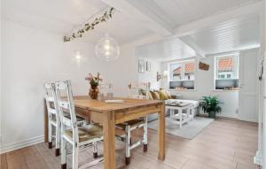 Pet Friendly Home In Rønne With Kitchen