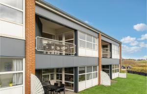 Nice Apartment In Fanø With Kitchen