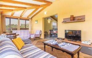 Awesome Home In Meloni With Sauna