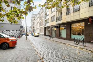 Klimatyczne Studio z Biurkiem w Poznaniu by Noclegi Renters