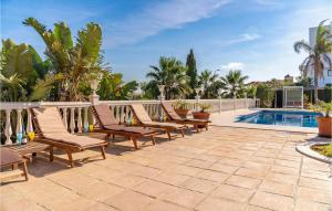 Amazing Home In Las Lagunas De Mijas