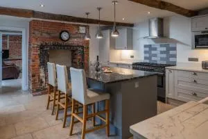 The Old Barn Marlborough - 马尔堡