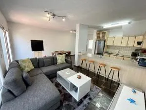 Salty Sunset Self Catering - Rand Rifles