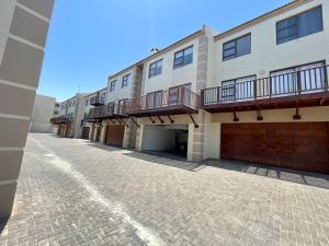 Salty Sunset Self Catering