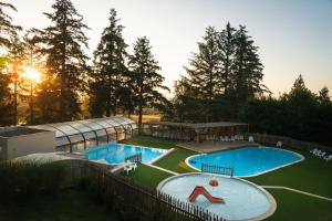 Campings Camping Le Sequoia : photos des chambres