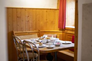 Chasa San Geer Sains