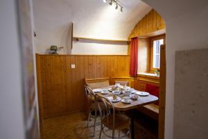 Chasa San Geer Sains