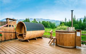 Beautiful Apartment In Koscielisko