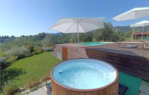 Stunning Apartment In Rignano Sullarno