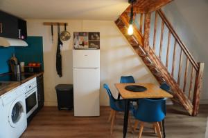 Au pied de létang LC Terre Occitane