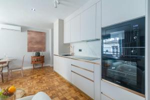 Cervantes Luxury Apartment