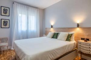 Cervantes Luxury Apartment