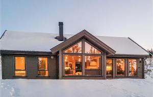 Lovely Home In Lillehammer With Kitchen