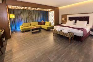 Deluxe Double Room room in Sirin Park Hotel