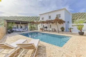 Casa Olivo - Cuevas Bajas