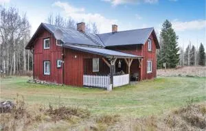 3 Bedroom Cozy Home In Kristinehamn - Laxå