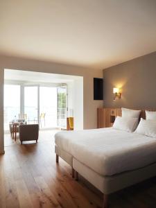 Hotels Logis Hotel de Carantec : photos des chambres