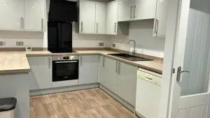 Charming Two Bedroom Cottage Hedsor - Hedsor