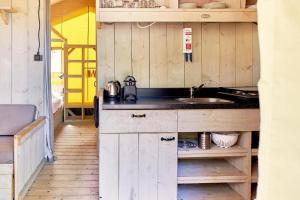 Campings Camping Le Sequoia : photos des chambres