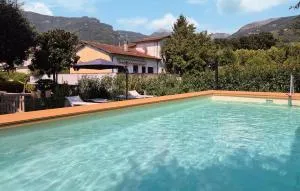 Lovely Home In Camaiore With Wifi - Culla