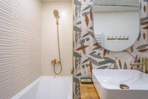 Appartements NOUVEAU Jungle Village WIFI Netflix Clim : photos des chambres
