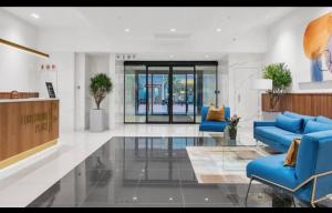 1 Bedroom Modern Apartment Foreshore Place CBD