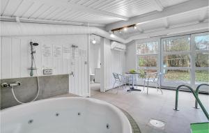 4 Bedroom Cozy Home In Nykøbing Sj