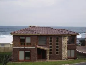 C - Views - Jongensfontein