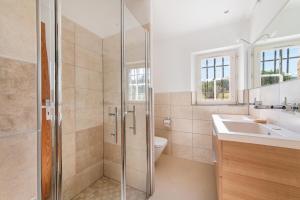 Maisons de vacances Mas Beauregard - maison avec piscine : photos des chambres