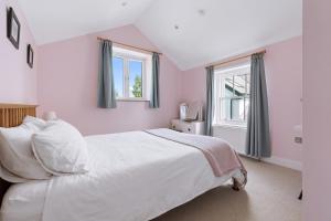 Peaceful 3 bedroom Victorian Cottage