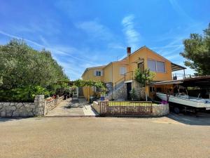 Apartment Mara I. - 3hvězdičkové hotely ve městě Šilo