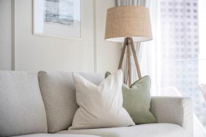 Stunning 1-Bedroom with Sea View in Dubai Marina