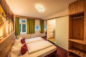 Double Room room in Hotel Die Tanne