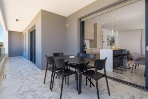 HADRIE LUXURY RESORT AND VILAS Rova