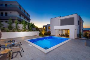 HADRIE LUXURY RESORT AND VILAS Rova