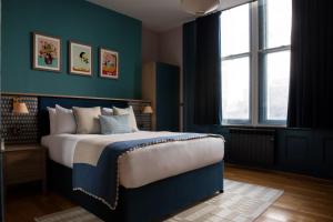 Round House Apartments