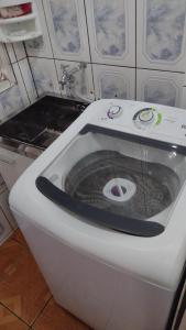 Apartamento com mobília nova.