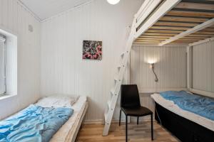 Nice Home In Ebeltoft With 3 Bedrooms, Sauna And Internet