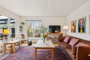 Amazing Home In Ebeltoft With 3 Bedrooms, Sauna And Internet